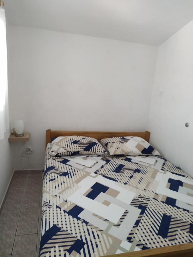 Apartment Marica Spadina Тисно Экстерьер фото